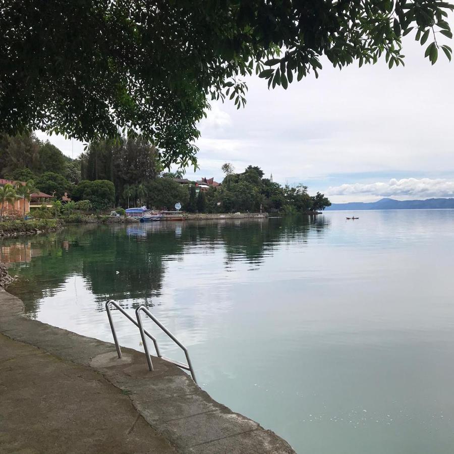 Romlan Hotel Tuk Tuk Luaran gambar
